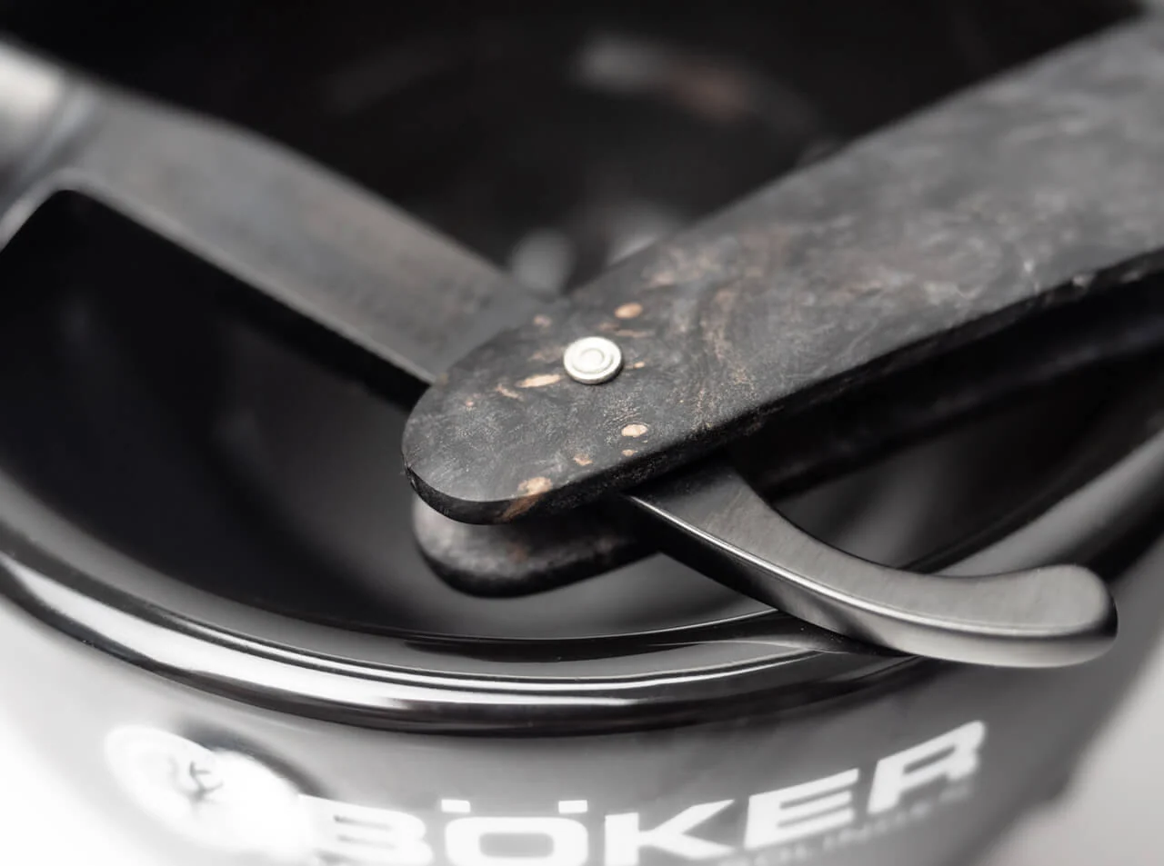 Black Boker Amboina (Amboyna) 6/8 Straight Razor