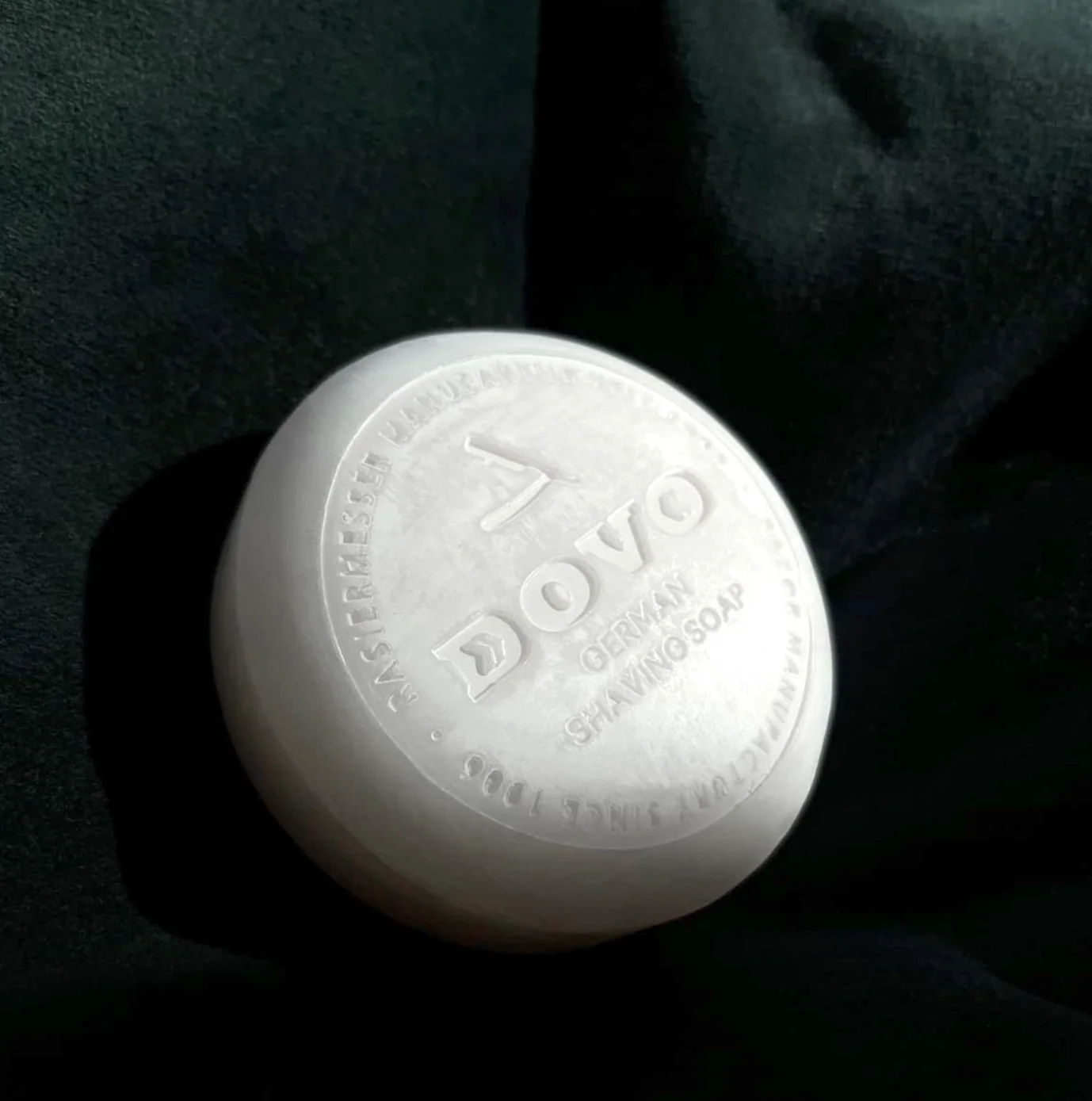 Savon à raser Dovo SKULLS & BONES