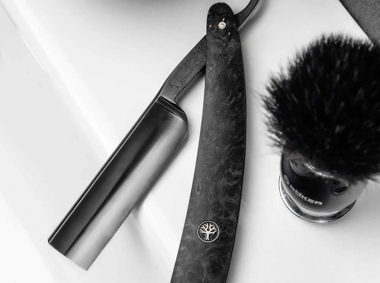 Black Boker Amboina (Amboyna) 6/8 Straight Razor