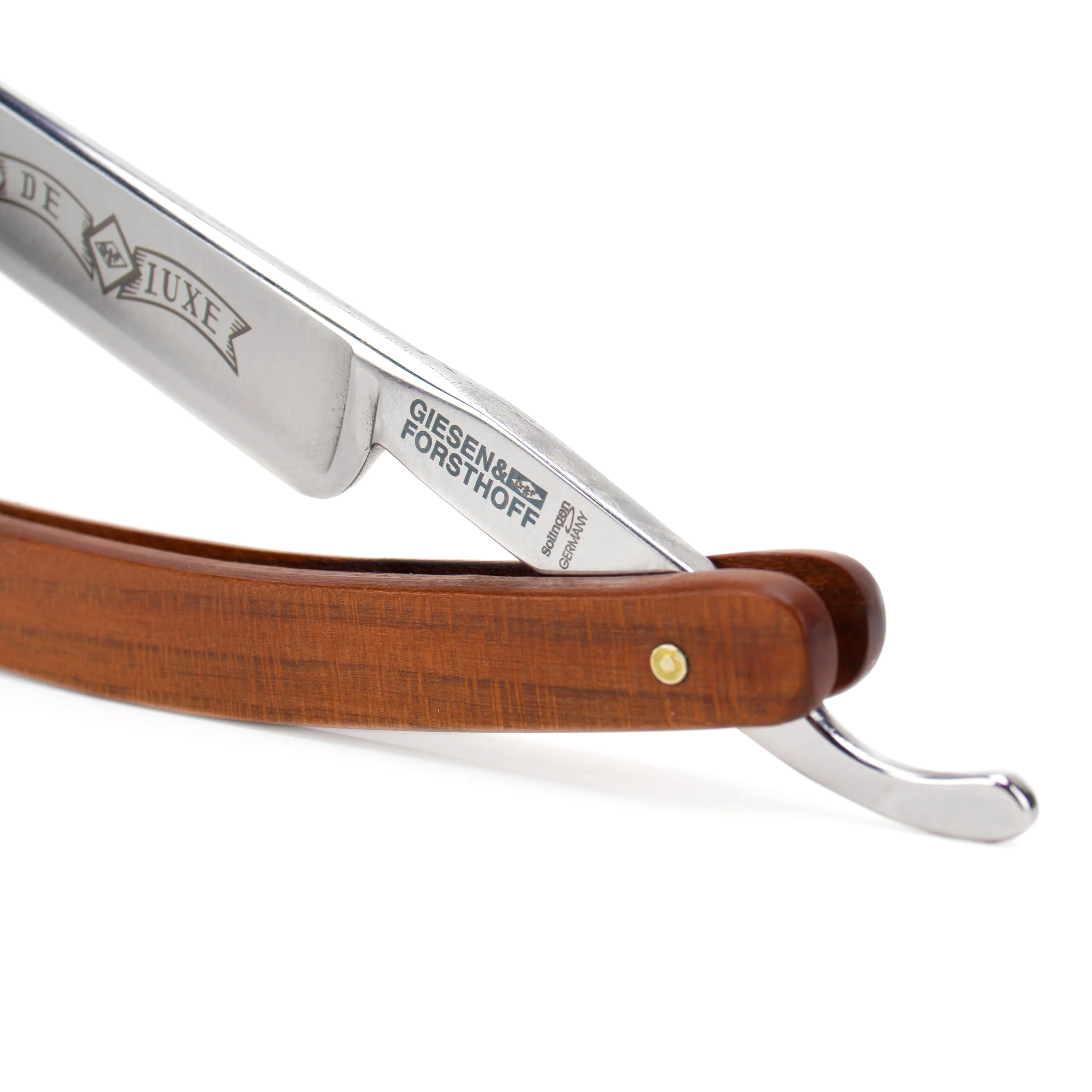 Giesen & Forsthoff 'DE LUXE' Plumwood Straight Razor (#394)